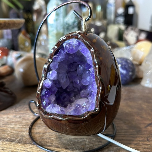 🔥SALE🔥 Amethyst Crystal Chip Nightlight! - Picture 10 of 10